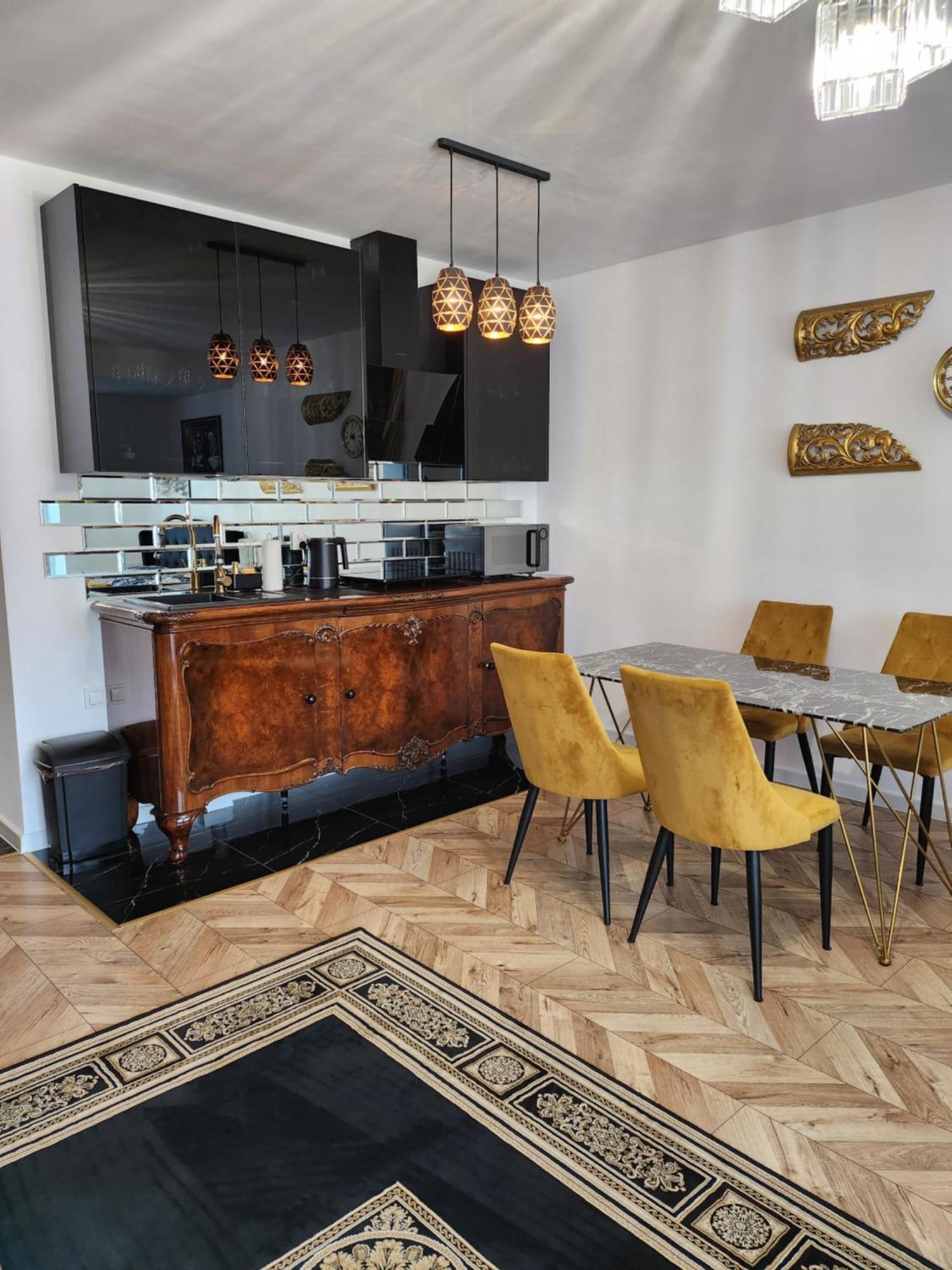 Morfeusz Apartamenty Ksiecia Witolda Wrocław Exteriör bild